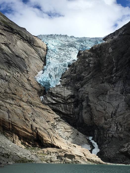 Briksdalsbreen
